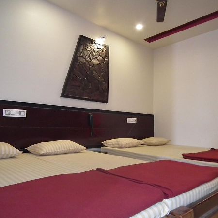 Galaxy Lodge Chikmagalur Exterior photo